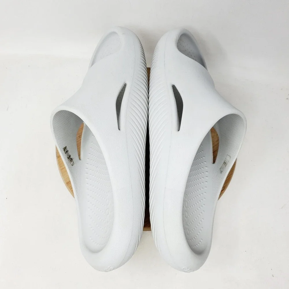 CROCS mellow recovery